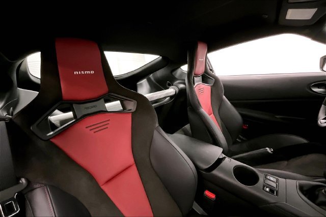 New 2027 Nissan Z NISMO w/ Essentials Package (NISMO) RWD image 36