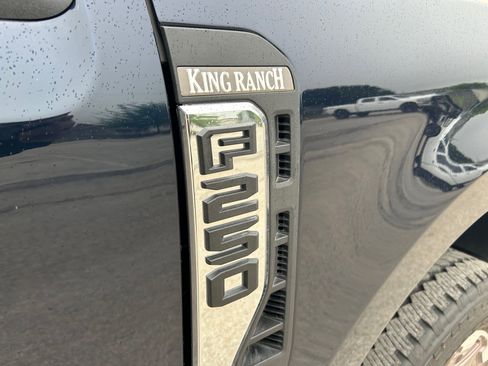 Used 2024 Ford F250 King Ranch image 15
