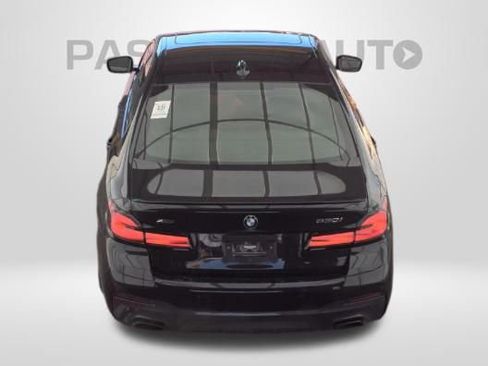 Used 2023 BMW 530i xDrive w/ M Sport Package image 6