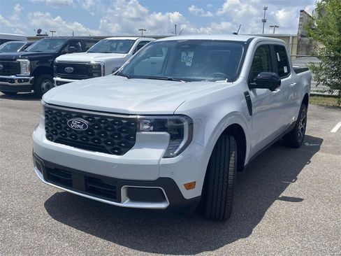 New 2025 Ford Maverick Lariat image 7