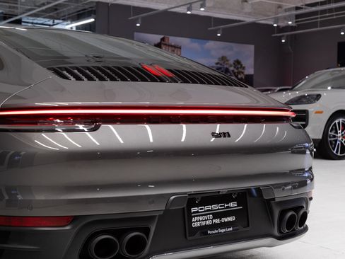 Certified 2024 Porsche 911 Carrera RWD image 31