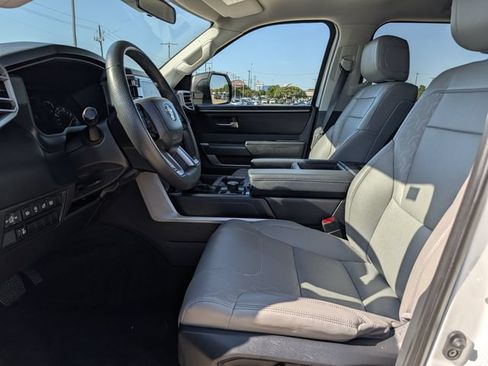 Used 2024 Toyota Tundra SR5 w/ SR5 Premium Package AWD/4WD image 27