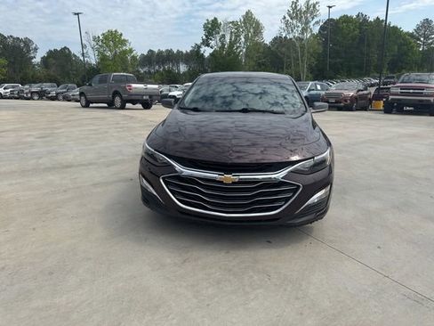 Used 2020 Chevrolet Malibu LS FWD image 2