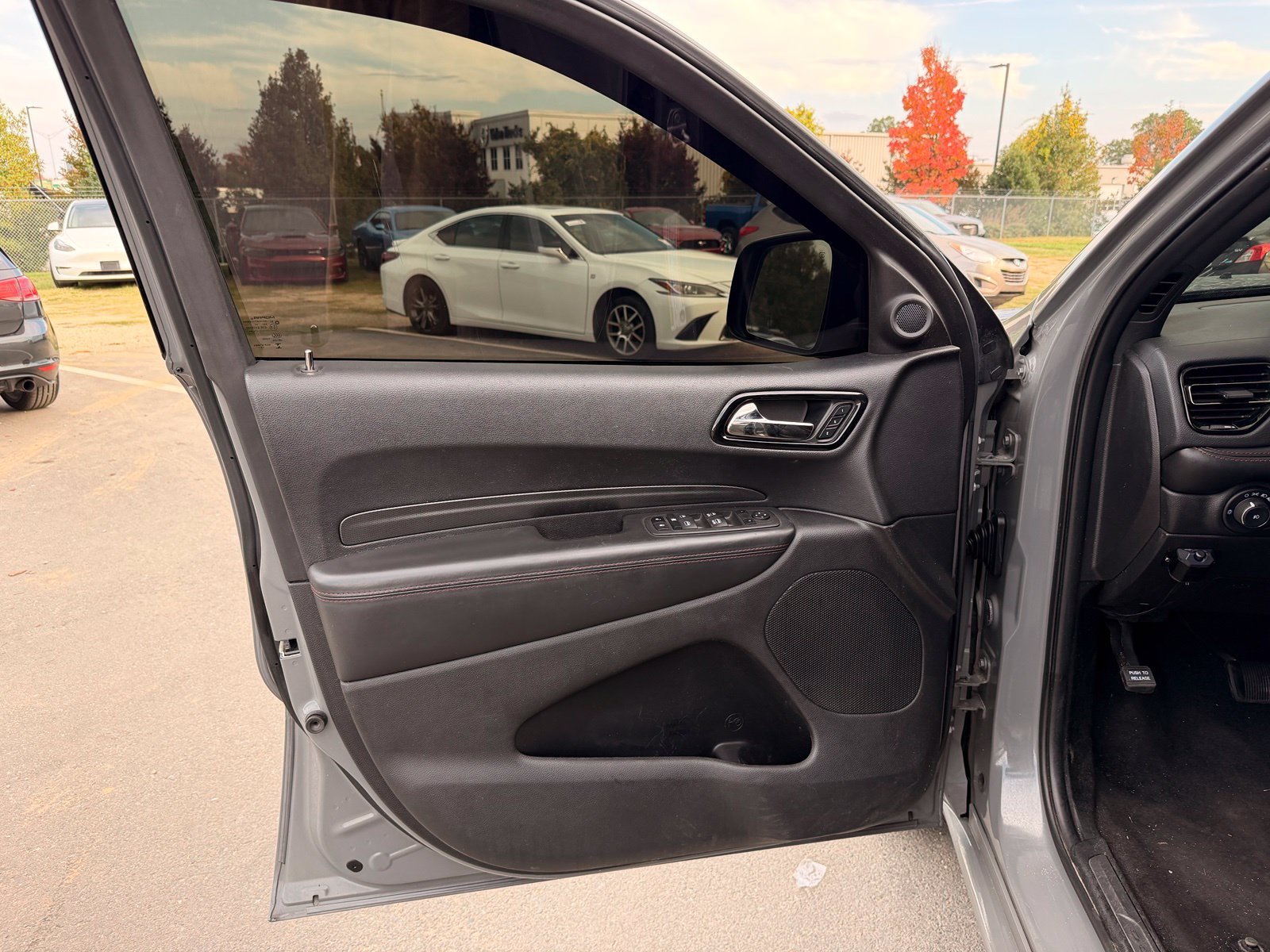 Used 2022 Dodge Durango R/T w/ Blacktop Package AWD/4WD image 19