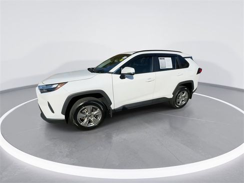 Used 2023 Toyota RAV4 XLE image 5