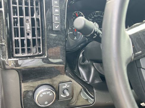 Used 2024 GMC Savana 2500 RWD image 29