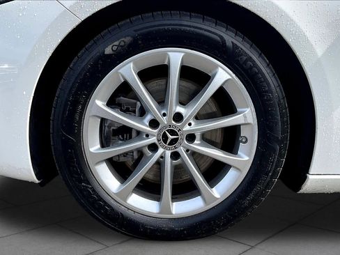 Used 2020 Mercedes-Benz A 220 image 10