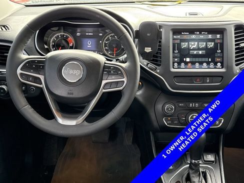 Used 2022 Jeep Cherokee Latitude Lux image 4