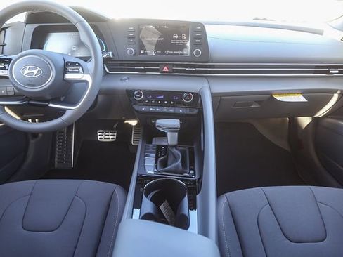 New 2026 Hyundai Elantra SEL Sport image 13