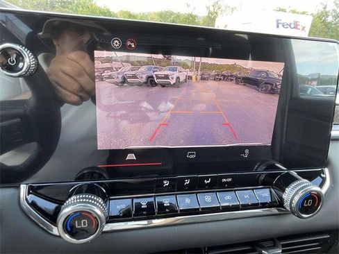 New 2026 GMC Canyon Elevation w/ Convenience Package image 12