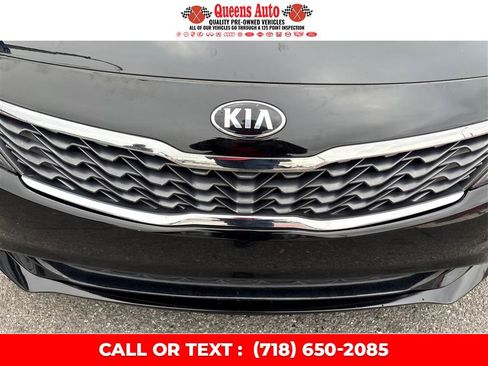 Used 2020 Kia Optima LX image 35
