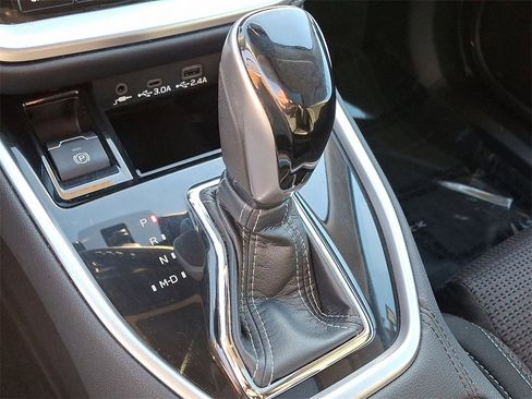 Certified 2023 Subaru Outback Premium image 16