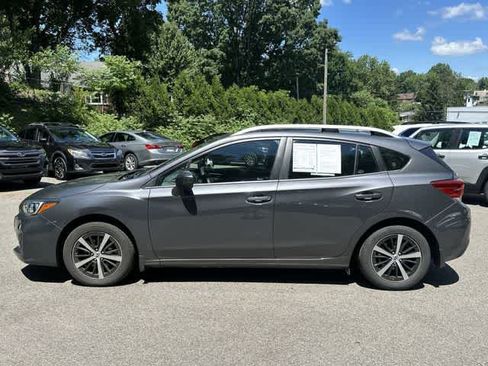 Used 2019 Subaru Impreza 2.0i Premium AWD/4WD image 2