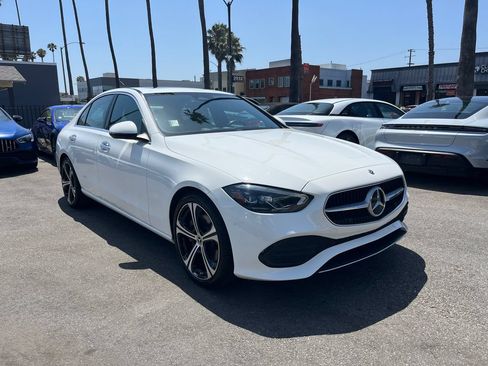 Used 2024 Mercedes-Benz C 300 Sedan image 3
