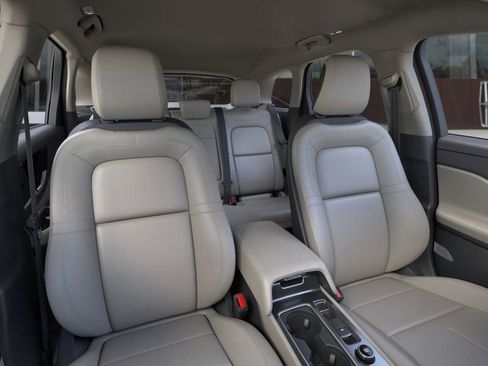 New 2026 Lincoln Corsair Premiere image 10