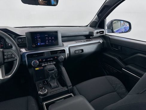 Used 2025 Toyota Tacoma SR5 image 23