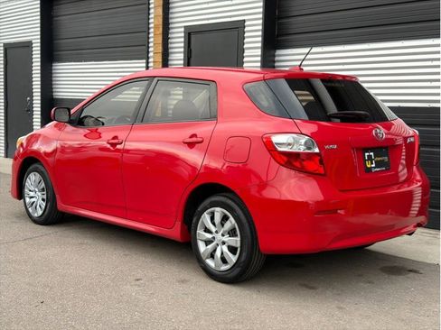 Used 2009 Toyota Matrix FWD image 7