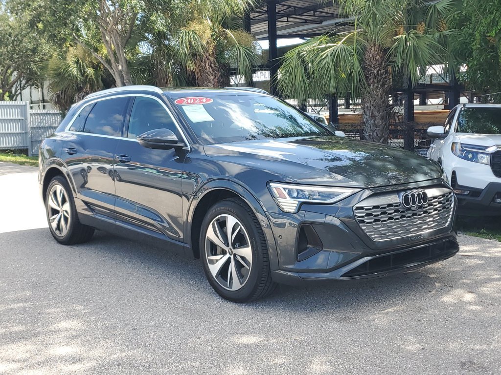 Certified 2024 Audi Q8 e-tron Premium Plus w/ Premium Plus Package AWD/4WD image 2