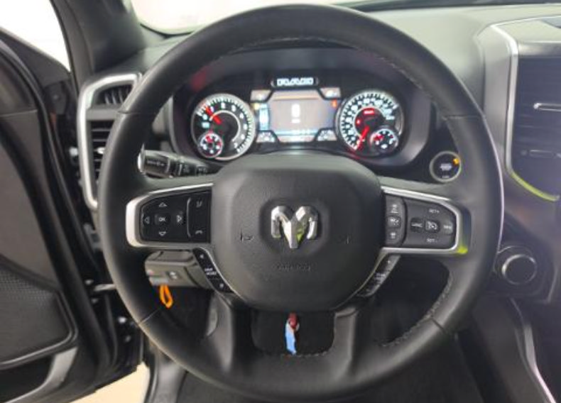 Used 2025 RAM 1500 Big Horn AWD/4WD image 14