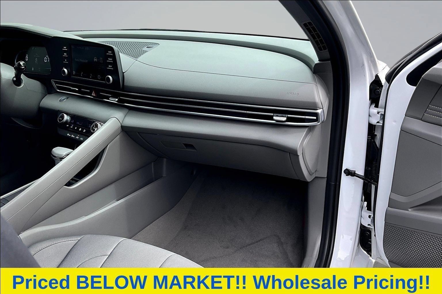 Used 2026 Hyundai Elantra SEL Sport Premium w/ Cargo Package FWD image 20