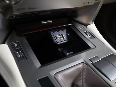 Used 2019 Lexus GX 460 Premium w/ Premium Package AWD/4WD image 23
