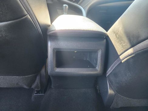 Used 2024 Toyota Camry SE image 11