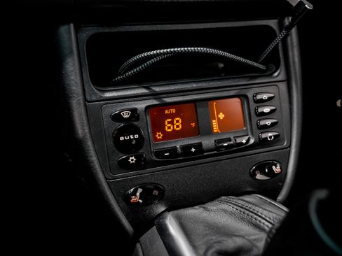 Used 2001 Porsche 911 Turbo image 14