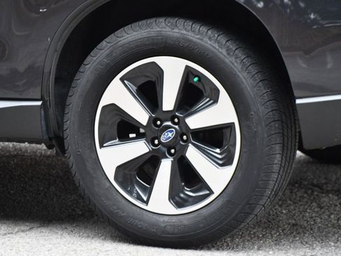 Used 2018 Subaru Forester 2.5i Premium image 11