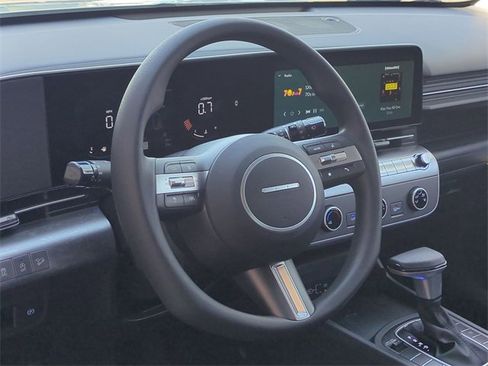New 2026 Hyundai Kona SE image 20