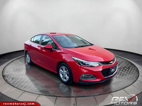 Used 2016 Chevrolet Cruze LT w/ RS Package image 7
