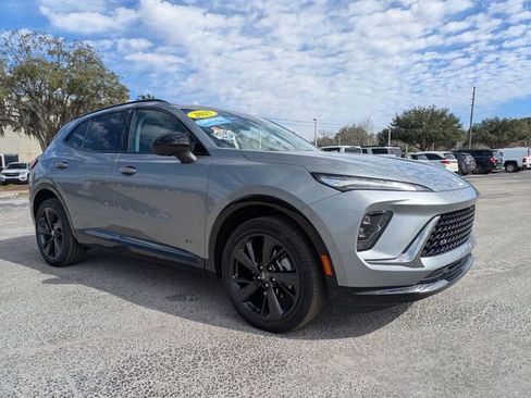 Certified 2025 Buick Envision Sport Touring image 2