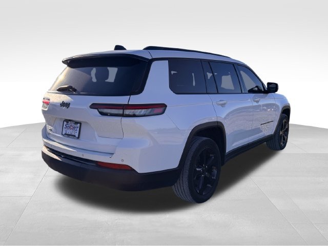 Used 2023 Jeep Grand Cherokee L Laredo AWD/4WD image 27