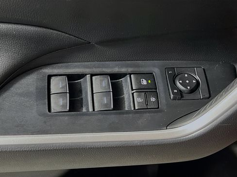 Used 2023 Toyota RAV4 XLE w/ Convenience Package image 17