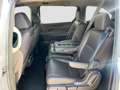 Used 2023 Honda Odyssey Touring image 25
