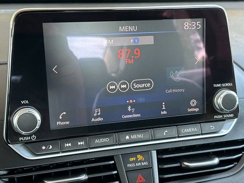 Used 2020 Nissan Altima 2.5 SR w/ Premium Package FWD image 16