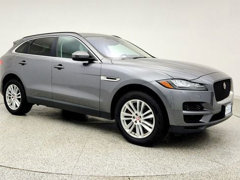 Used 2017 Jaguar F-PACE Prestige AWD/4WD image 3
