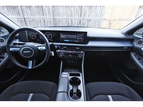 Certified 2024 Hyundai Sonata SEL w/ Convenience Package FWD image 10