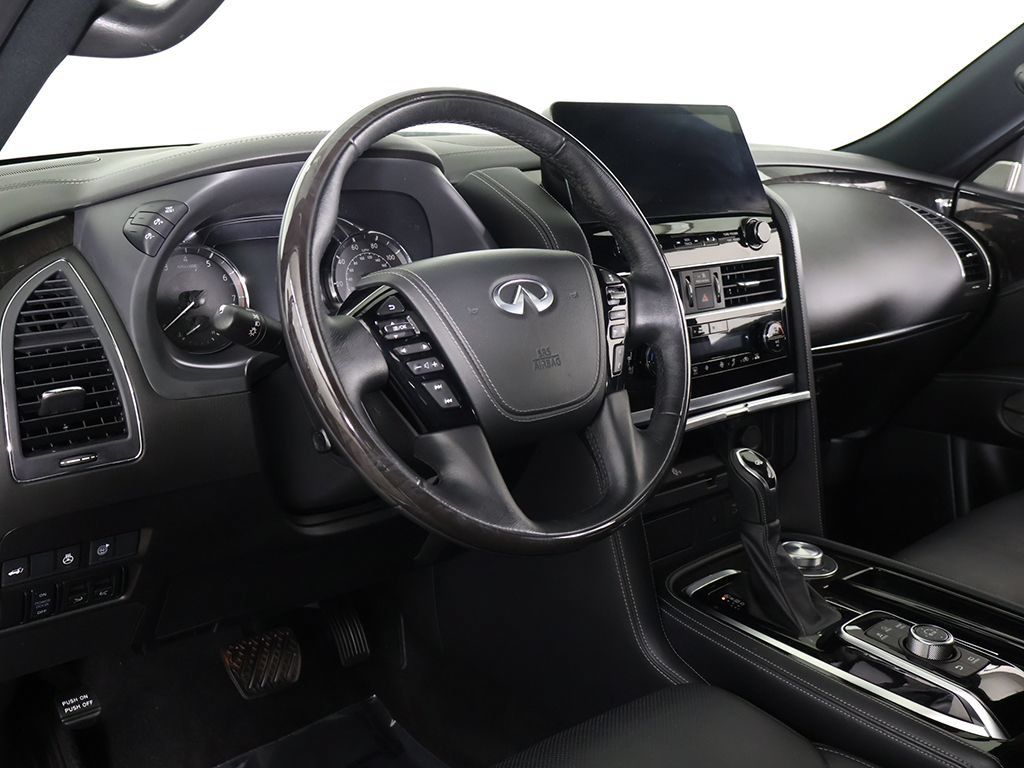 Used 2024 INFINITI QX80 Sensory AWD/4WD image 34