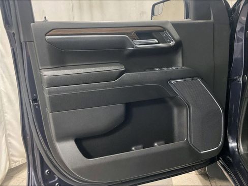 Used 2023 Chevrolet Silverado 1500 LT image 9