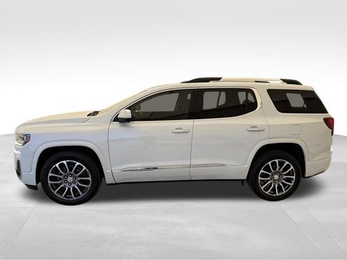 Used 2021 GMC Acadia Denali w/ Denali Technology Package FWD image 9