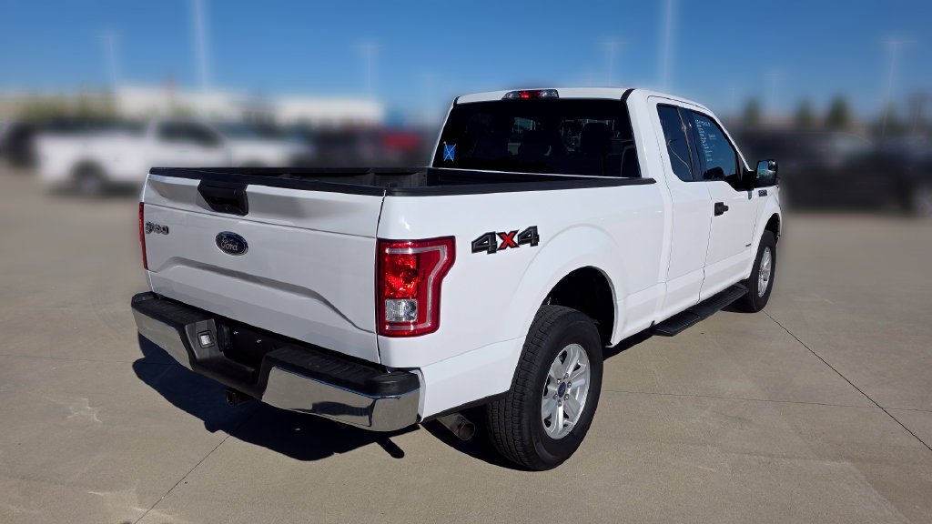 Used 2015 Ford F150 XLT w/ Equipment Group 301A Mid AWD/4WD image 6