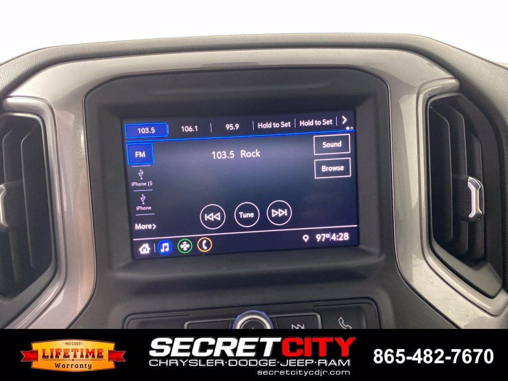 Used 2021 Chevrolet Silverado 1500 Custom Trail Boss AWD/4WD image 20