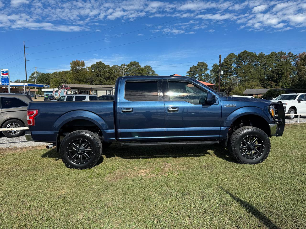 Used 2018 Ford F150 XLT AWD/4WD image 2