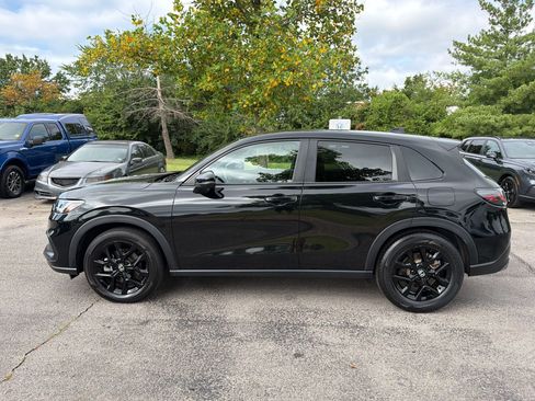 Used 2025 Honda HR-V Sport image 2