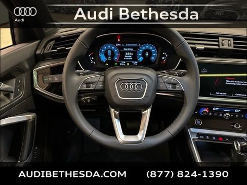 New 2025 Audi Q3 2.0T Premium image 15