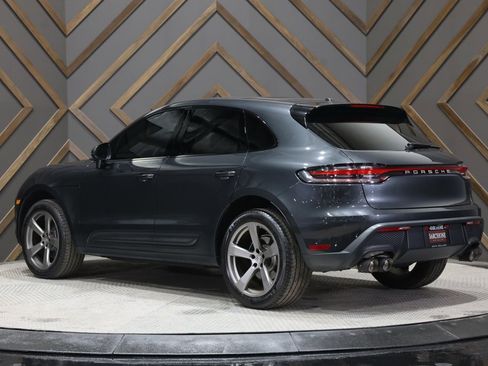Used 2023 Porsche Macan image 2