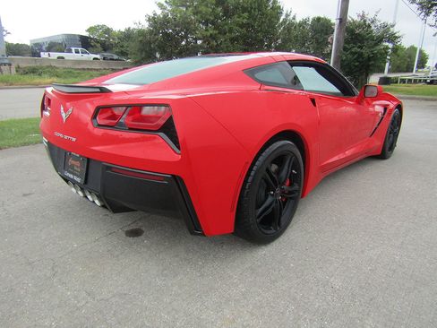 Used 2017 Chevrolet Corvette Stingray Coupe w/ 3LT Preferred Equipment Group RWD image 5