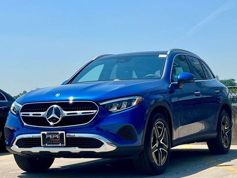 Certified 2026 Mercedes-Benz GLC 300 4MATIC image 4