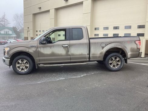 Used 2016 Ford F150 XLT w/ Equipment Group 302A Luxury image 4