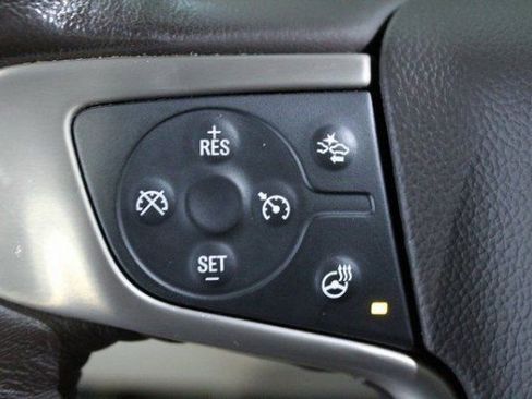 Used 2018 GMC Yukon Denali image 19